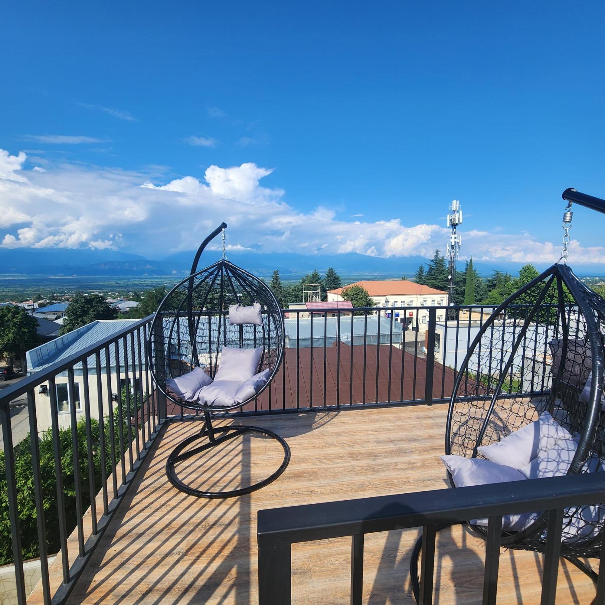 Panorama Family Hotel Telavi Buitenkant foto